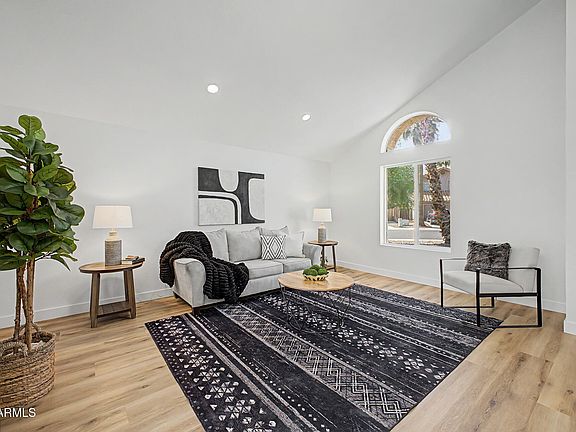 5th image of 4221 E AMBERWOOD Drive