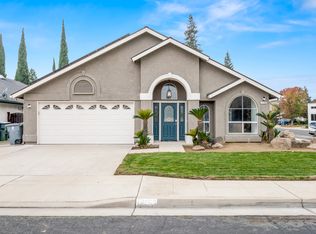 1126 N Purdue Ave, Clovis, CA 93611