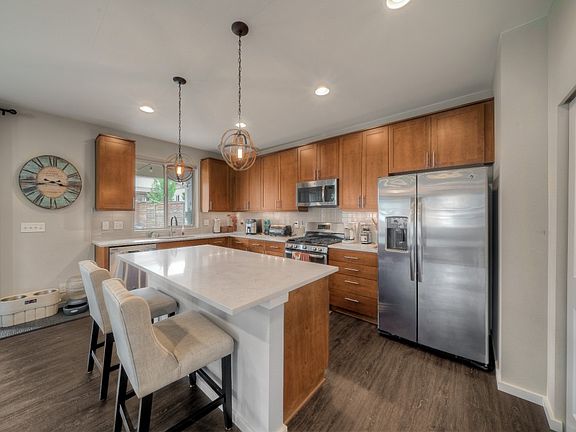 3rd image of 18424 135th St E