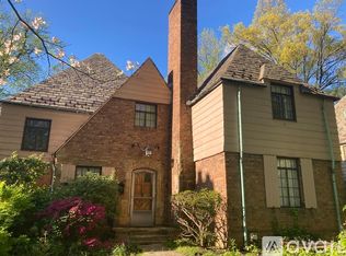 16165 Brewster Rd, East Cleveland, OH 44112