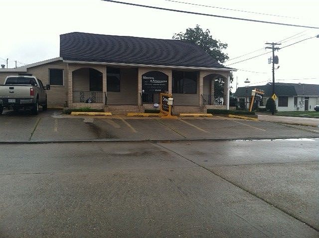 2nd image of 1131 Pithon St