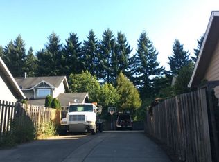 1444 NE 18th Pl, Canby, OR 97013