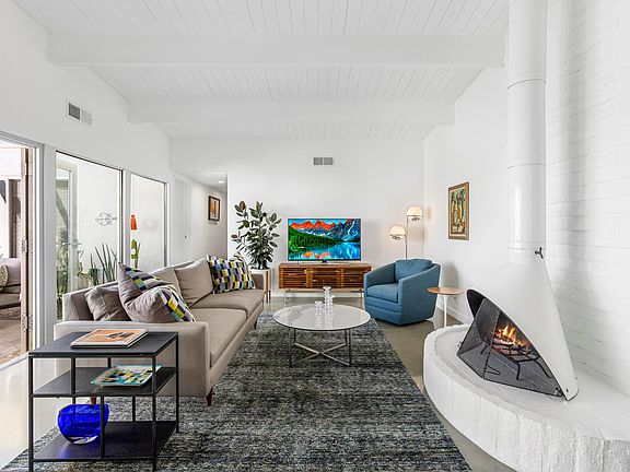 4th image of 2088 S Lagarto Way