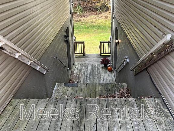 3rd image of 246 Tacketts Branch Rd #16