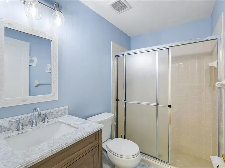555 Augusta Blvd #3-1 — Photo 13