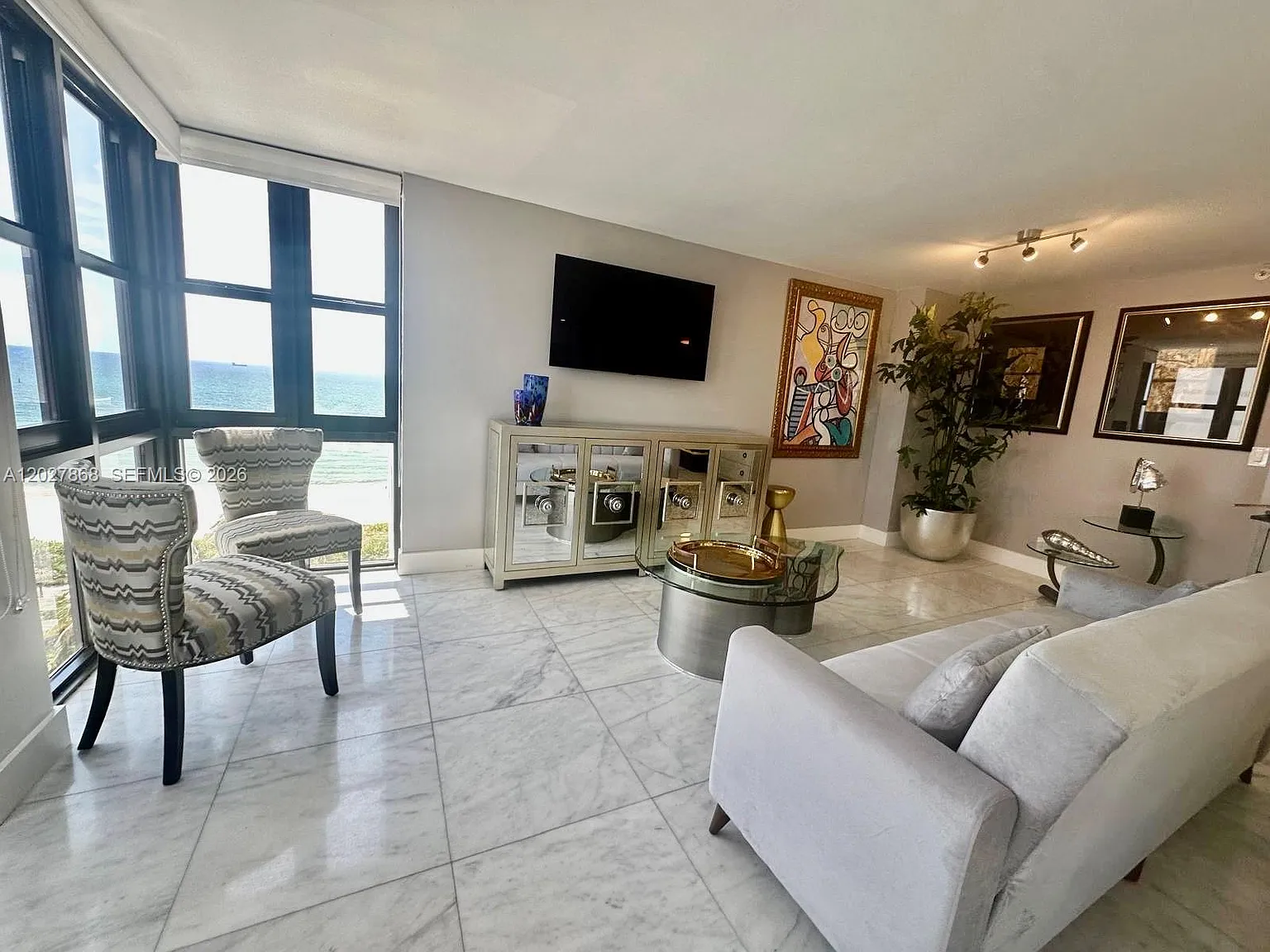 Club Atlantis Condo — Photo 4