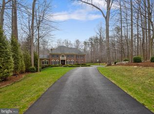 7059 Balmoral Forest Rd, Clifton, VA 20124