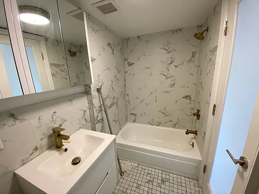 Rented by Alpha Properties NYC I LLC | media 29