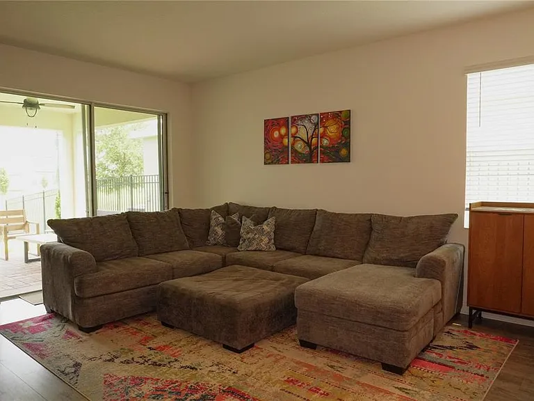 4909 Olivia Ct — Photo 21