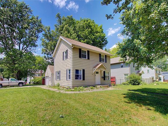 3rd image of 754 Hayden Ave