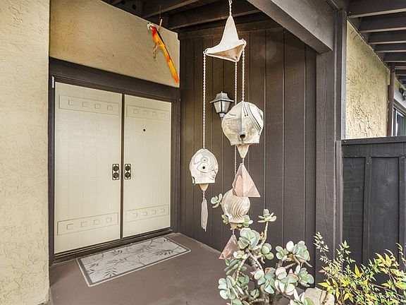 3rd image of 1266 Santa Luisa Dr