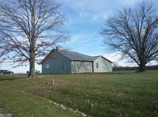6607 E Red Rd, Vincennes, IN 47591