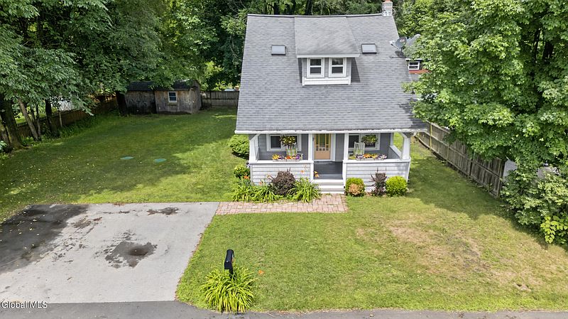 5th image of 19 Martin Avenue