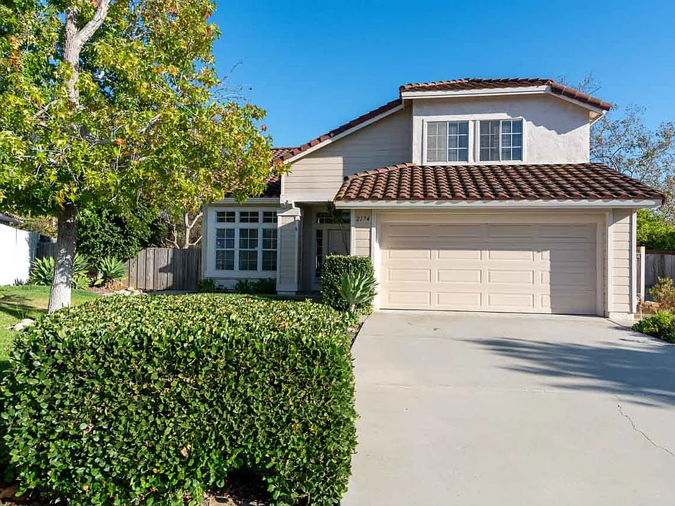 2174 Shadetree Ln