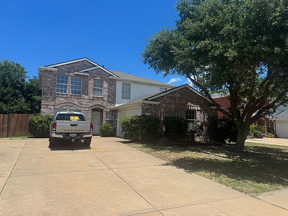4th image of 913 Larkspur Dr