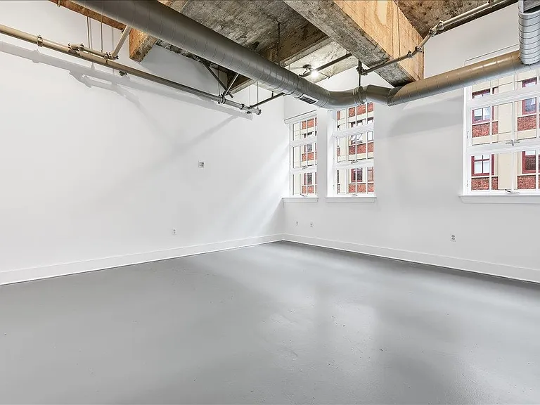 140 Bay St #6F — Photo 4