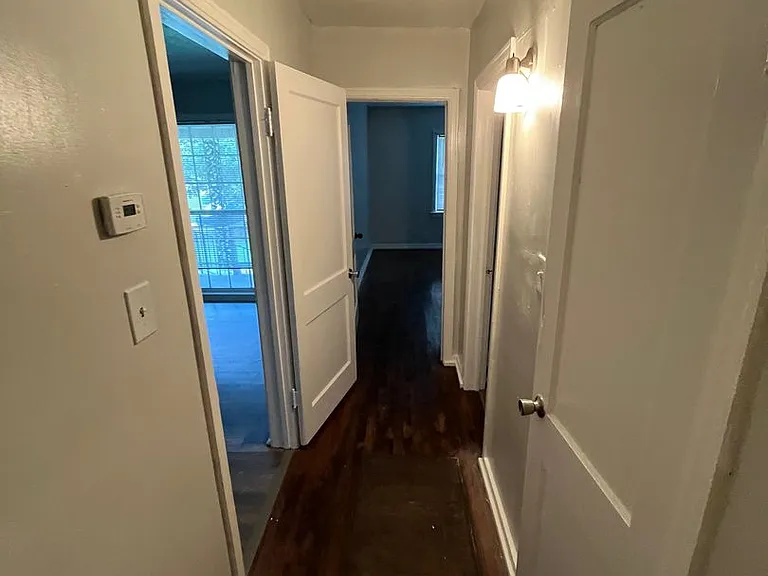 111 Robinhood Rd — Photo 9