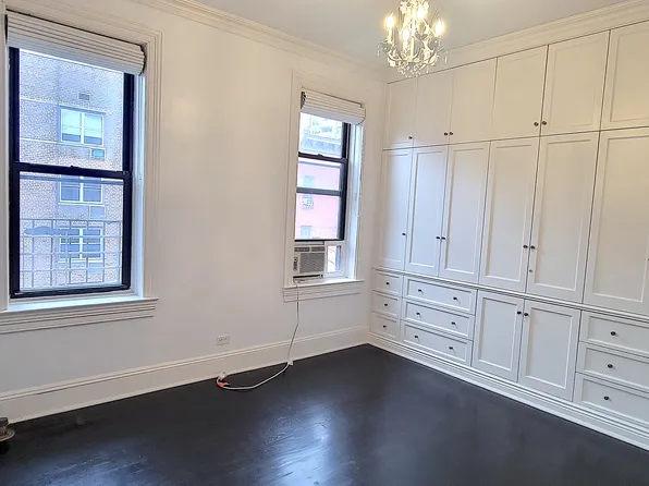 305 East 88th Street image 9 of 11