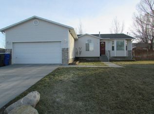 79 W Durfee St, Grantsville, UT 84029