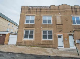 498 Avenue A APT 2, Bayonne, NJ 07002