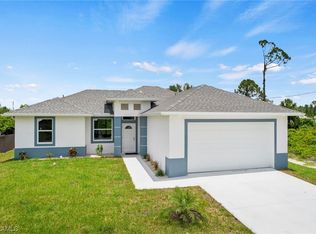2920 3rd St SW, Lehigh Acres, FL 33976