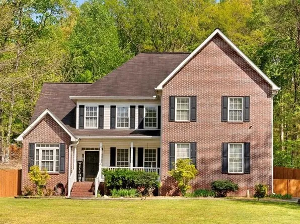 1231 Percheron Dr NW, Dalton, GA 30720