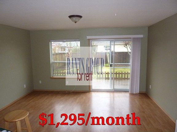 5th image of 4409 Avonlea Dr SE