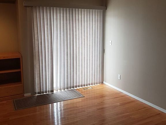 4th image of 141 105th St W #1N3-S7-101