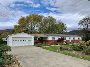 135 Bethel Dr, Canton, NC 28716