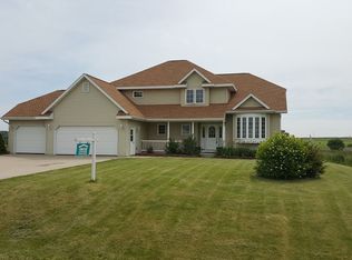 W9462 Zimmerman Dr, Beaver Dam, WI 53916