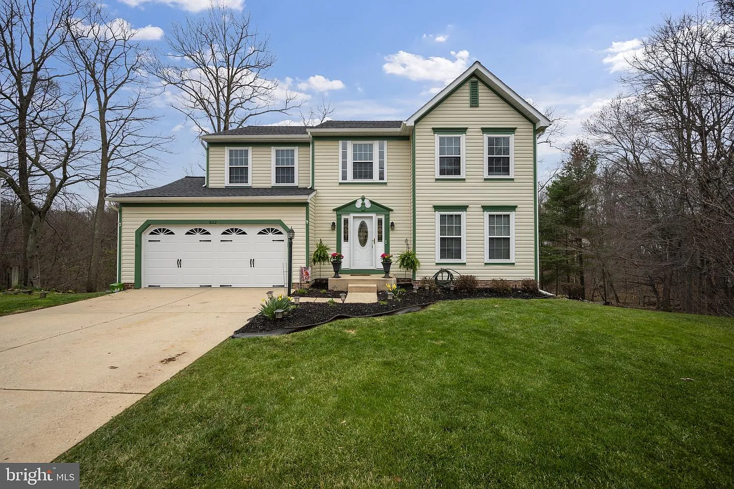 822 Lancaster Dr photo 1