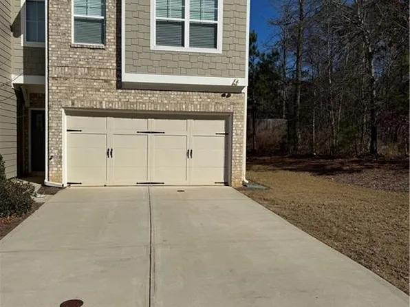 2738 Kemp Ct, Conyers, GA 30094