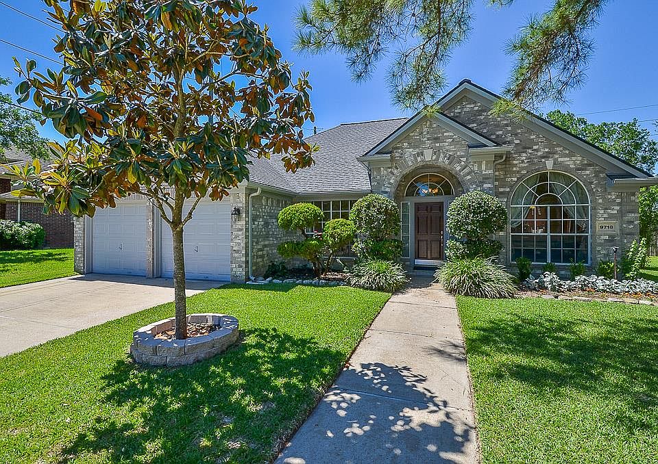 1st image of 9718 Therrell Dr