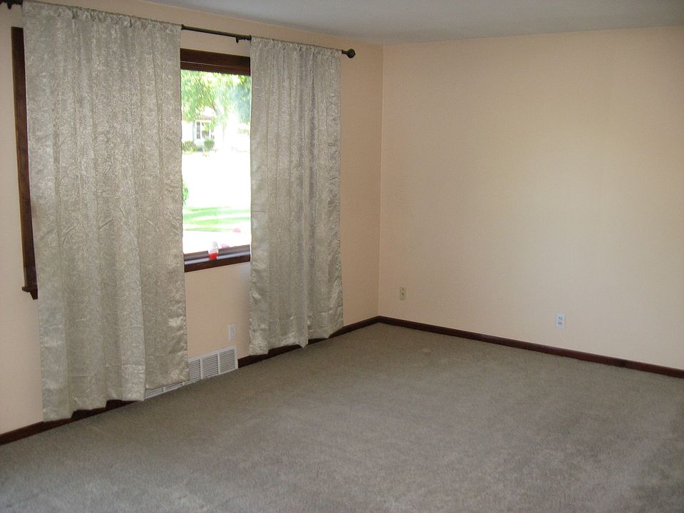 1st image of 13194 Tomson Dr