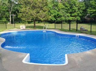 65 Sherwood Rd, Easton, CT 06612