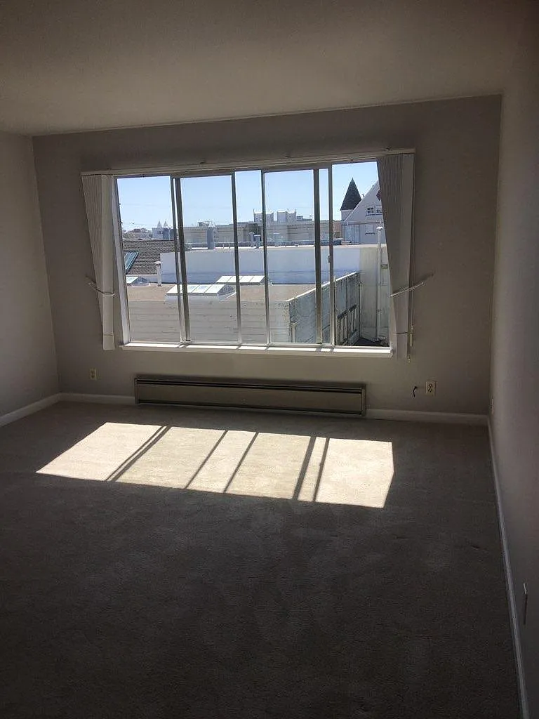 1 bed, 650 sqft, $3,500 — Photo 1