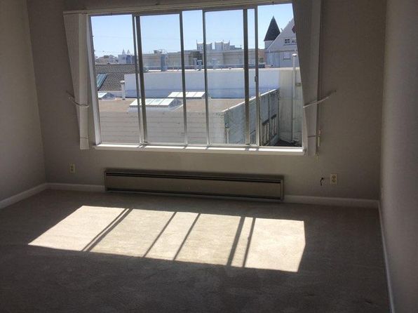 277 3rd Ave APT 8