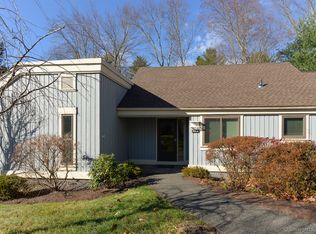 959 Heritage Vlg #A, Southbury, CT 06488
