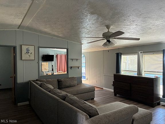5th image of 6835 Richmond Rd #122