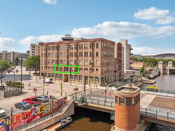 108 West Wells STREET #2C, Milwaukee, WI 53203