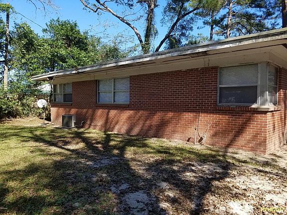 2nd image of 4398 Clyde Ln
