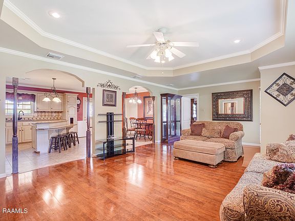 5th image of 5107 Creighton Dr