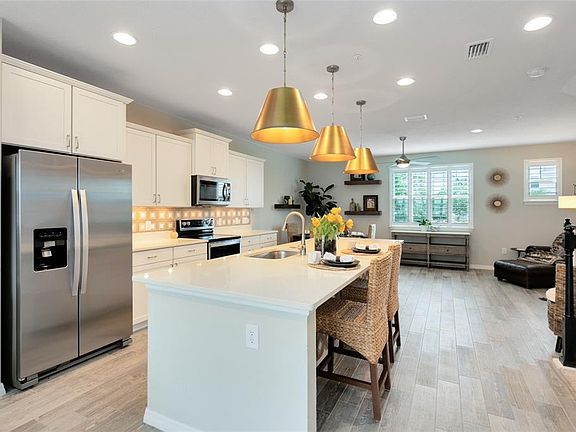 3rd image of 477 Portico Ct