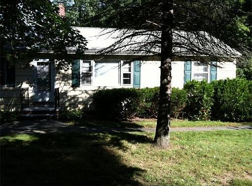 2nd image of 167 N Lowell St