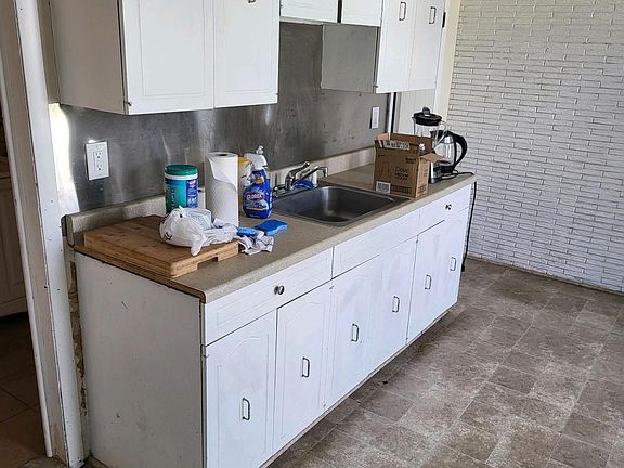 5th image of 298 Highland Ave #4