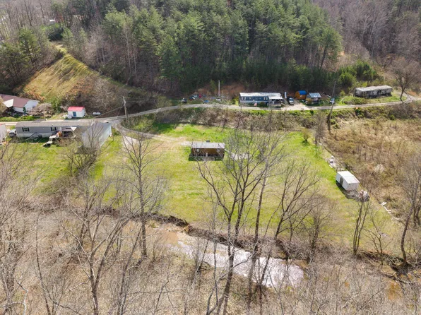 165 Frank Williams Rd, Salyersville, KY 41465