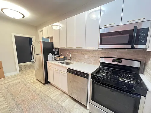 1 Britton St #35E Photo 1 1 Britton St #35E Photo 1