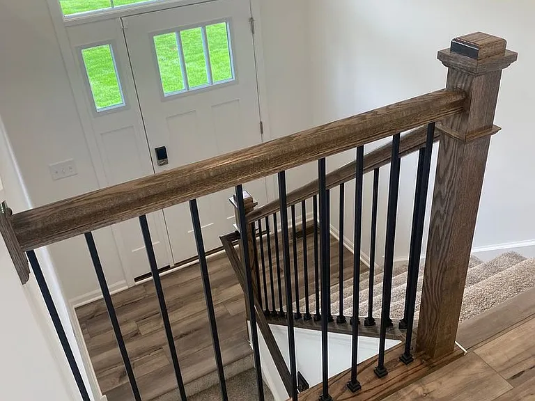 638 Wolverine Dr — Photo 2