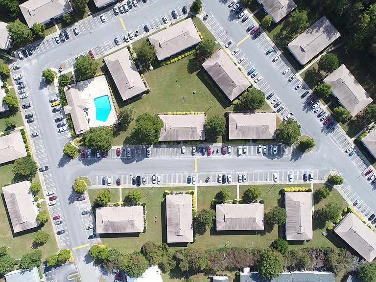 Eastbrook & Village Green Apartments — Photo 8