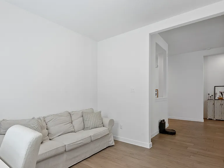 3736 Kyler Glen Rd — Photo 38